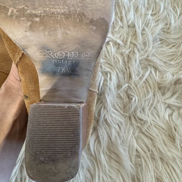 Camel suede block heel western look boot- size 7.5 - Picture 9 of 14